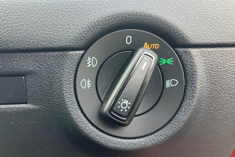 2019 Skoda Octavia 1.5 TSI SE Drive 5dr DSG Estate PETROL Automatic