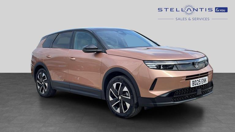 2025 Vauxhall Grandland 1.2 Ultimate SUV 5dr Petrol Hybrid e-DCT Euro 6 (s/s) (136 ps) SUV Hybrid...
