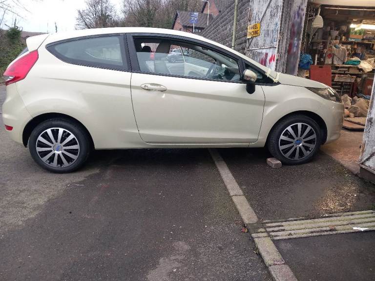 Ford, FIESTA, Hatchback, 2009, Manual, 1242 (cc), 3 doors