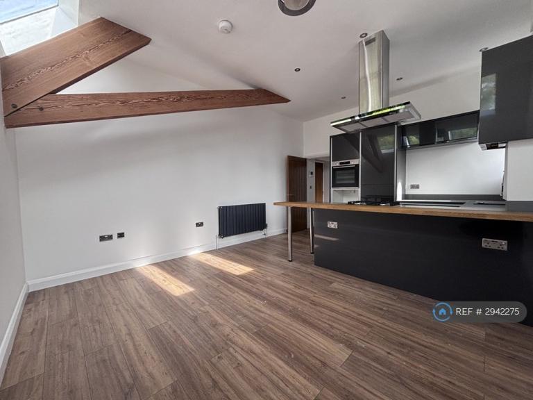 2 bedroom flat in Mousehold Ave, Norwich, NR3 (2 bed) (#2942275)