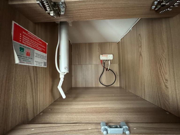 SWIFT ESCAPE 695 - 2017