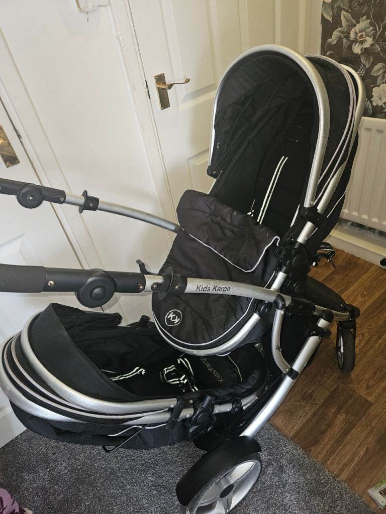 Double pram/pushchair 