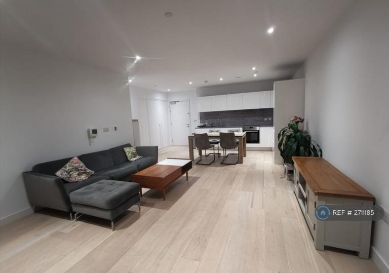 2 bedroom flat in Flotilla House, London, E16 (2 bed) (#2711185)