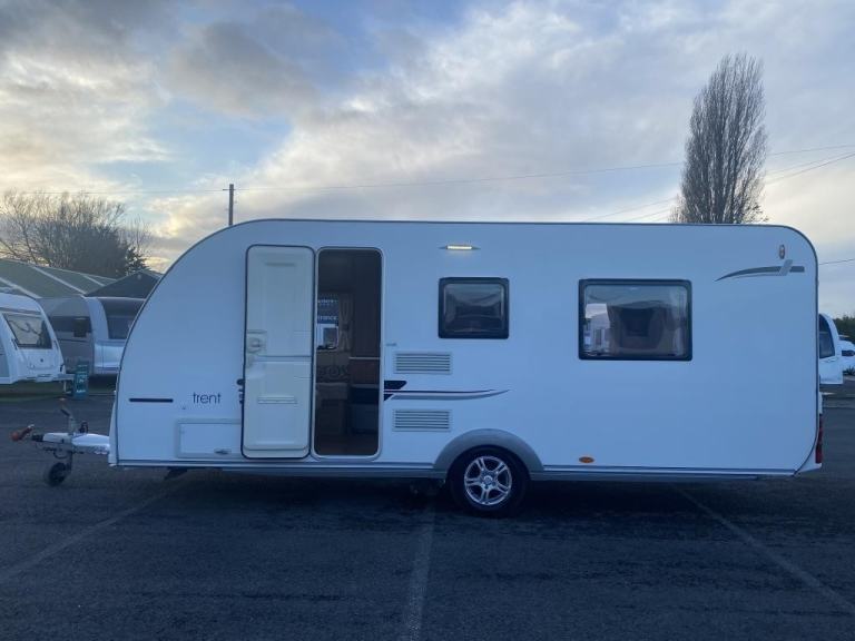 2013 ADRIA ALTEA TRENT 4 BERTH LUXURY TOURING CARAVAN