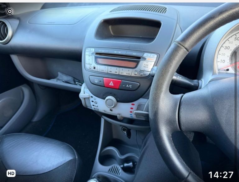 Toyota, AYGO, Hatchback, 2010, Manual, 998 (cc), 5 doors