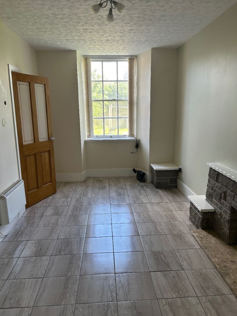 Flat for Rent - Low Street, Banff