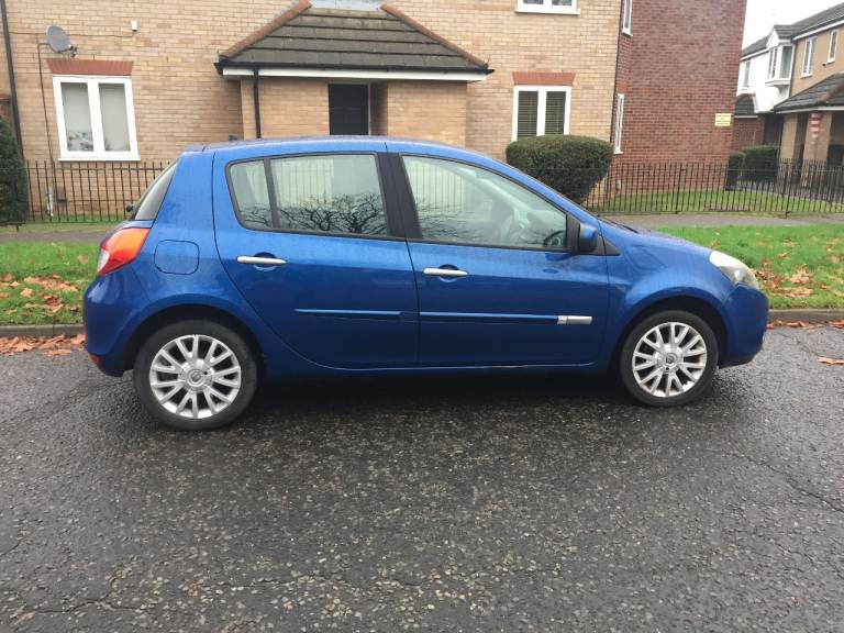 2010 RENAULT CLIO 1.5 DCi DIESEL 86 DYNAMIQUE, 55 MPG, £20 TAX, YEARS MOT.