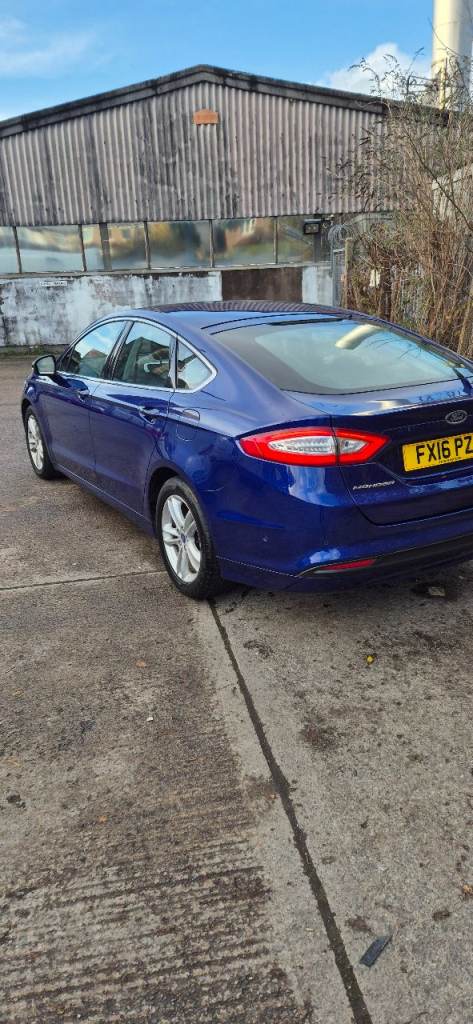 Ford Mondeo 1.0 petrol ecoboost full service history TAX £35 per year 