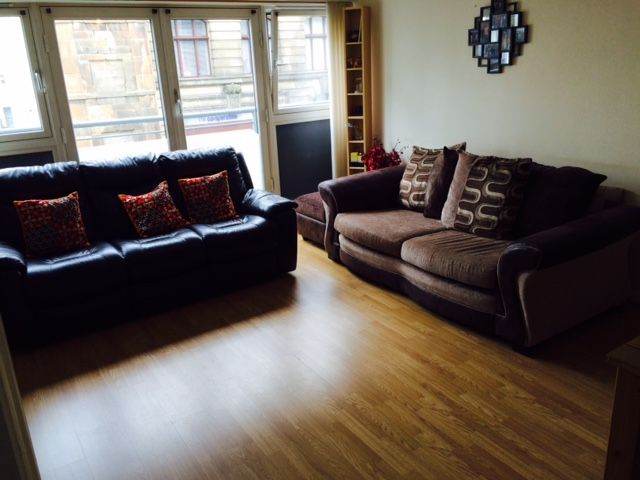 2 bedroom flat in Wallace street, Tradeston, Glasgow- Available 01-January-2025