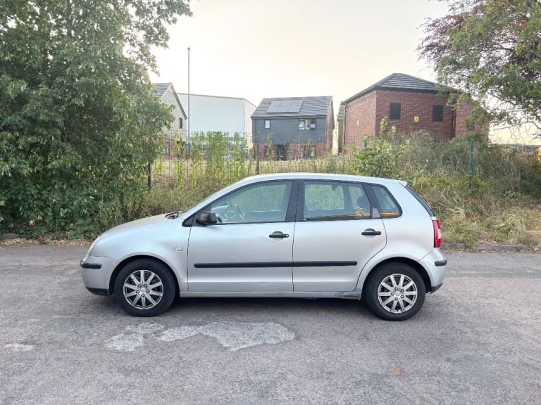 Volkswagen, POLO, Hatchback, 2003, Automatic, 1390 (cc), 5 doors