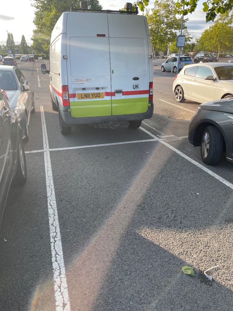 Ford, TRANSIT, Panel Van, 2011, Manual, 2402 (cc)