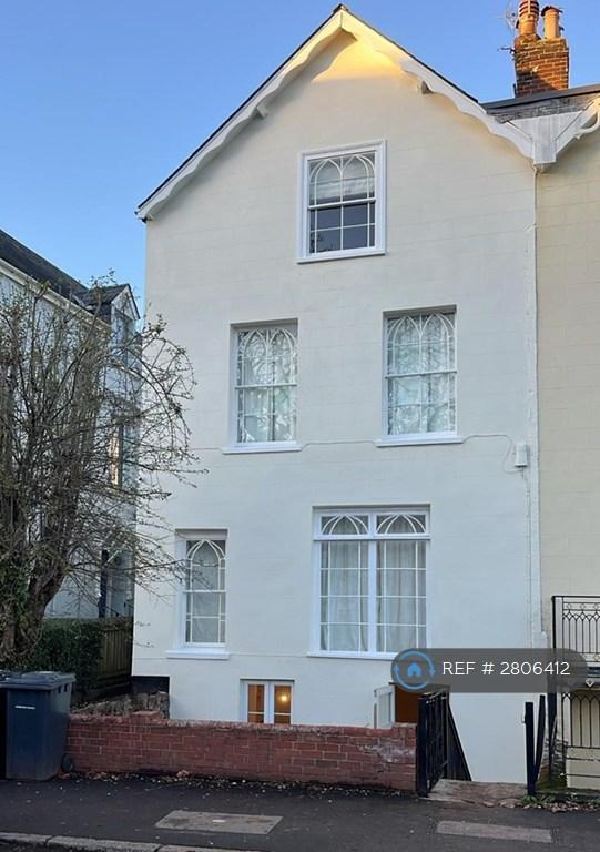 1 bedroom flat in Queens Terrace, Exeter, EX4 (1 bed) (#2806412)