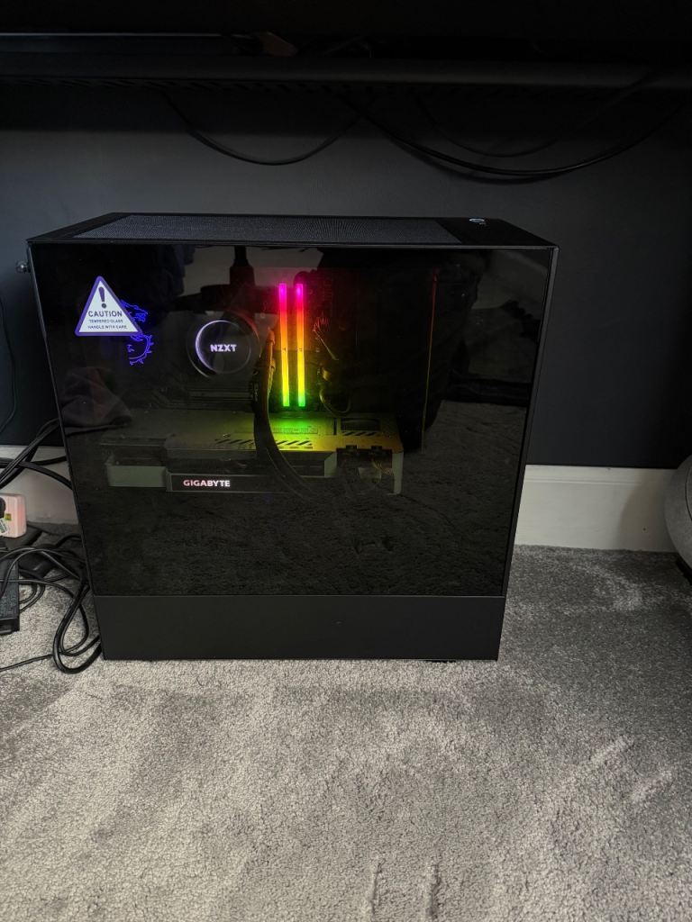 NZXT Gaming PC High Spec