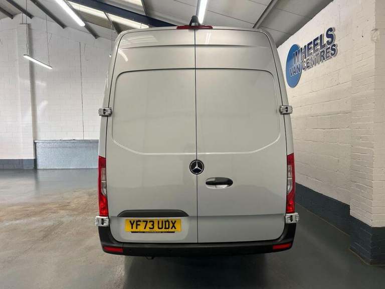 2023 Mercedes-Benz Sprinter 3.5t H2 Premium Van PANEL VAN DIESEL Manual