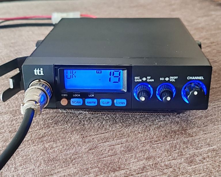TTI-770 CB Radio with Microphone