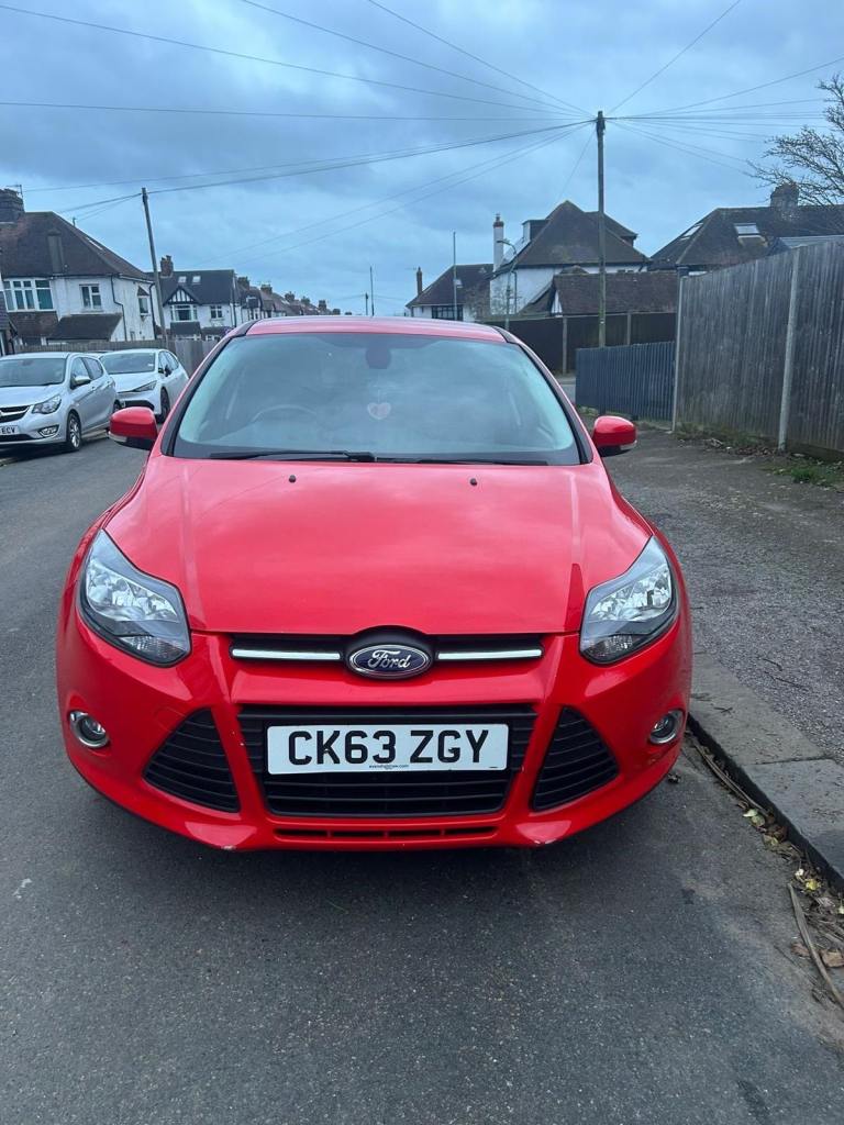 Ford, FOCUS, Hatchback, 2013, Manual, 998 (cc), 5 doors