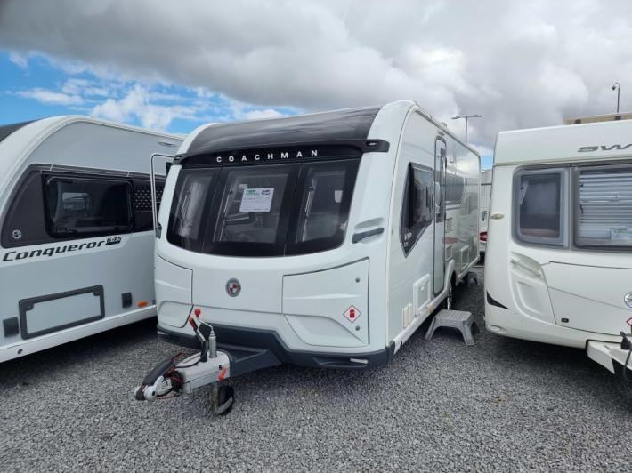 2022 Coachman VIP 575 Used Caravan