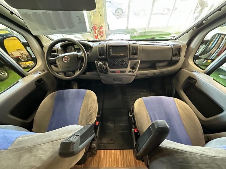 Globecar Globescout 2 berth 4 belts LHD DIESEL MANUAL 2007/57