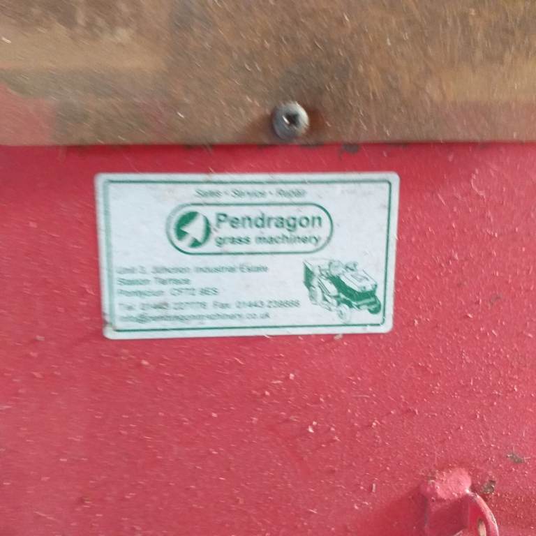 Westwood 18Hp 48 inch deck collection box with belt.