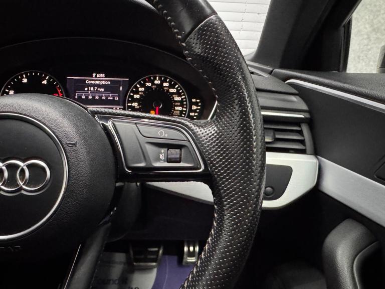 2016 Audi A4 Avant 2.0 TDI S line S Tronic quattro Euro 6 (s/s) 5dr ESTATE Diesel Automatic