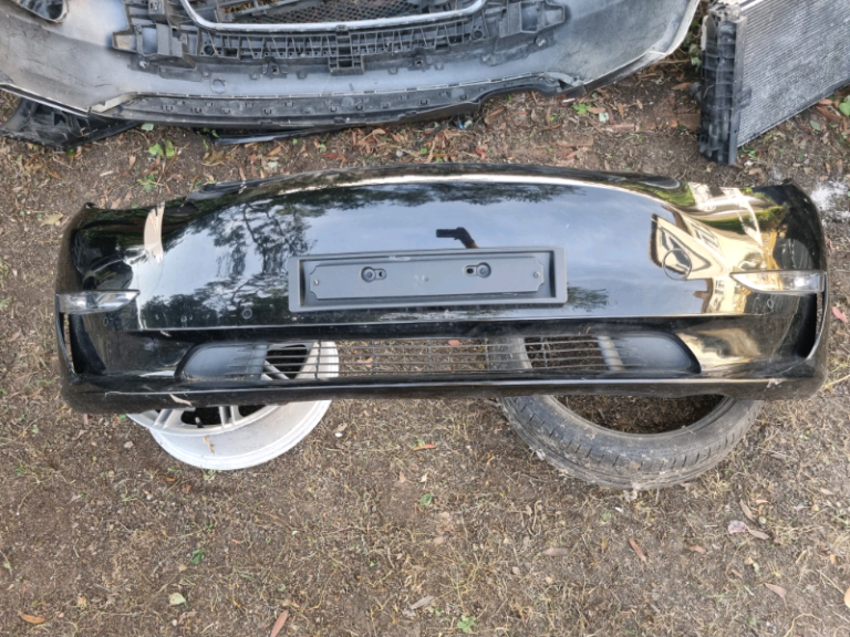 TESLA MODEL 3 - FRONT BUMPER - Complete