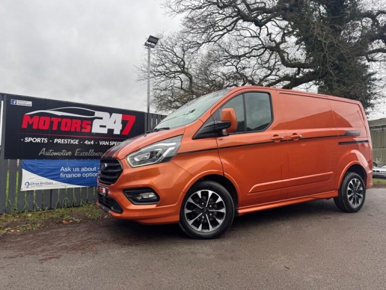 Ford Transit Custom CUSTOM 2.0 TDCi 170PS SPORT VAN!+ORANGE GLOW!+WETBELT