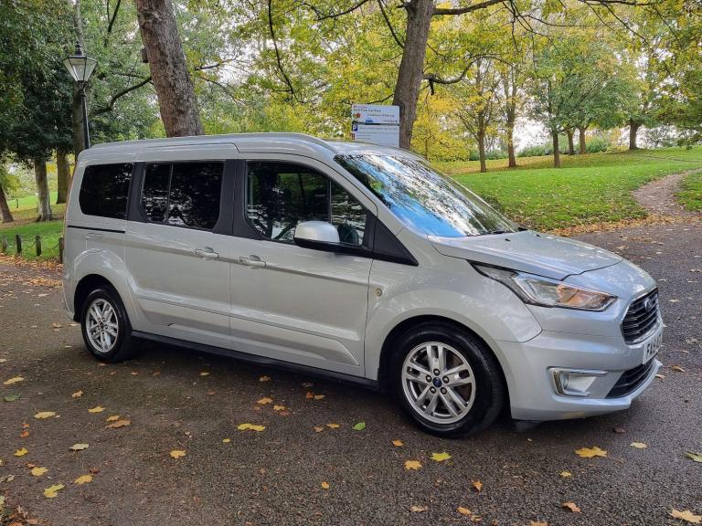 2019 Ford Grand Tourneo Connect 1.5 EcoBlue Titanium Auto Euro 6 (s/s) 5dr MPV Diesel Automatic