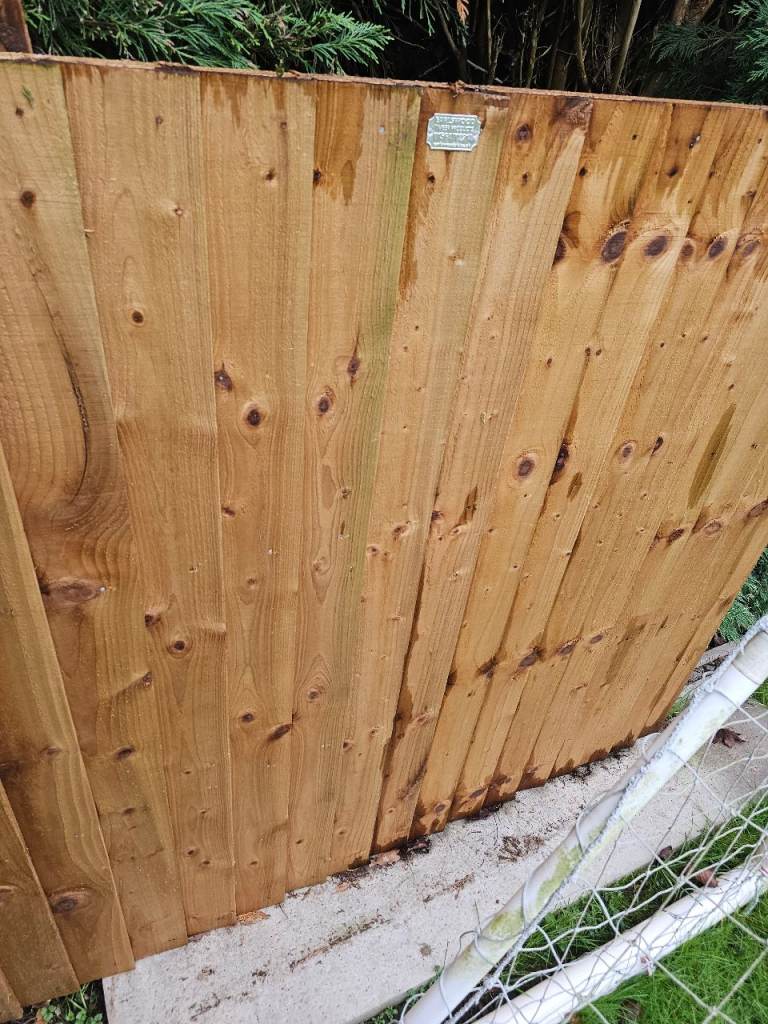 Fence panel, gravel board & post
