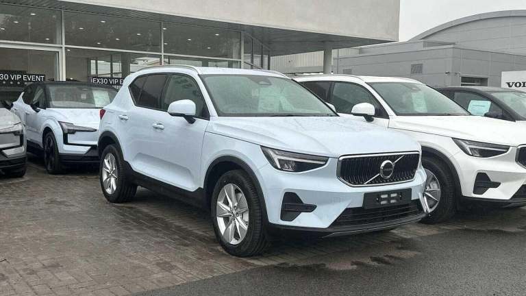 2025 Volvo XC40 Core B3 Mild hybrid ESTATE Petrol/Electric Hybrid Automatic