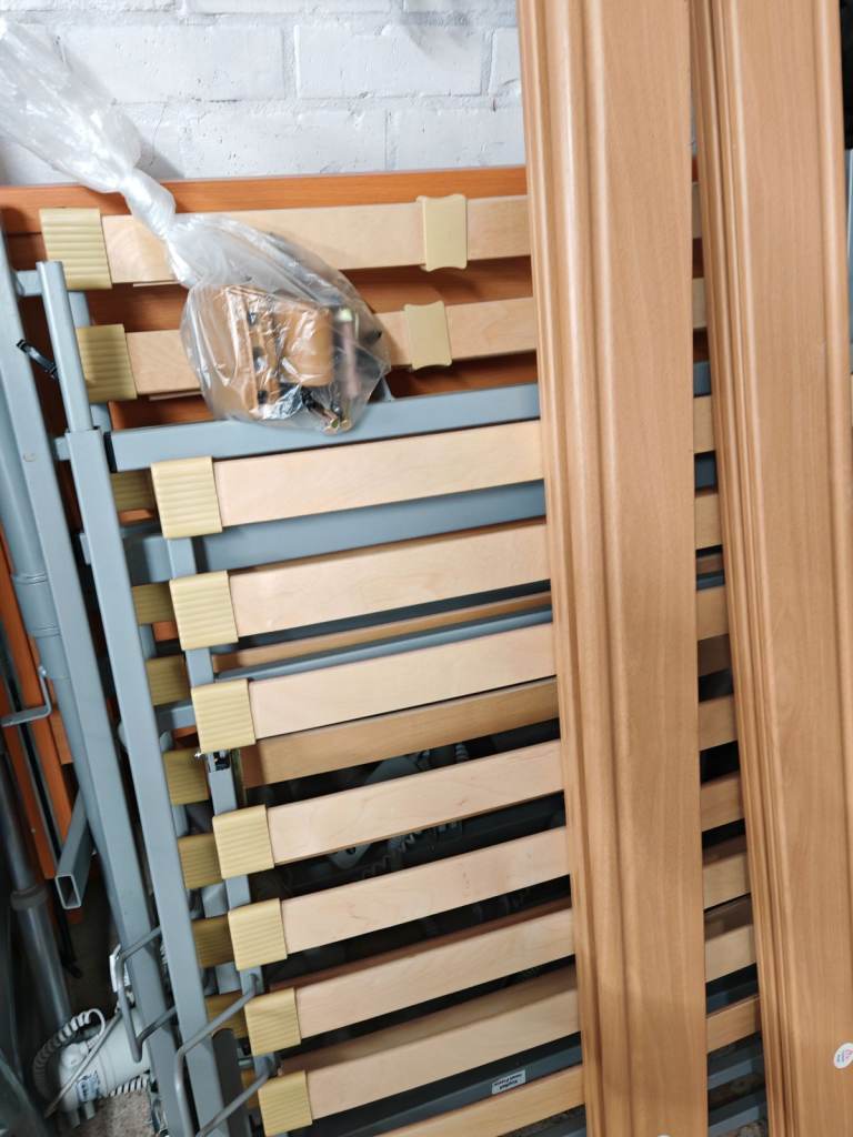 Mobility bed like new