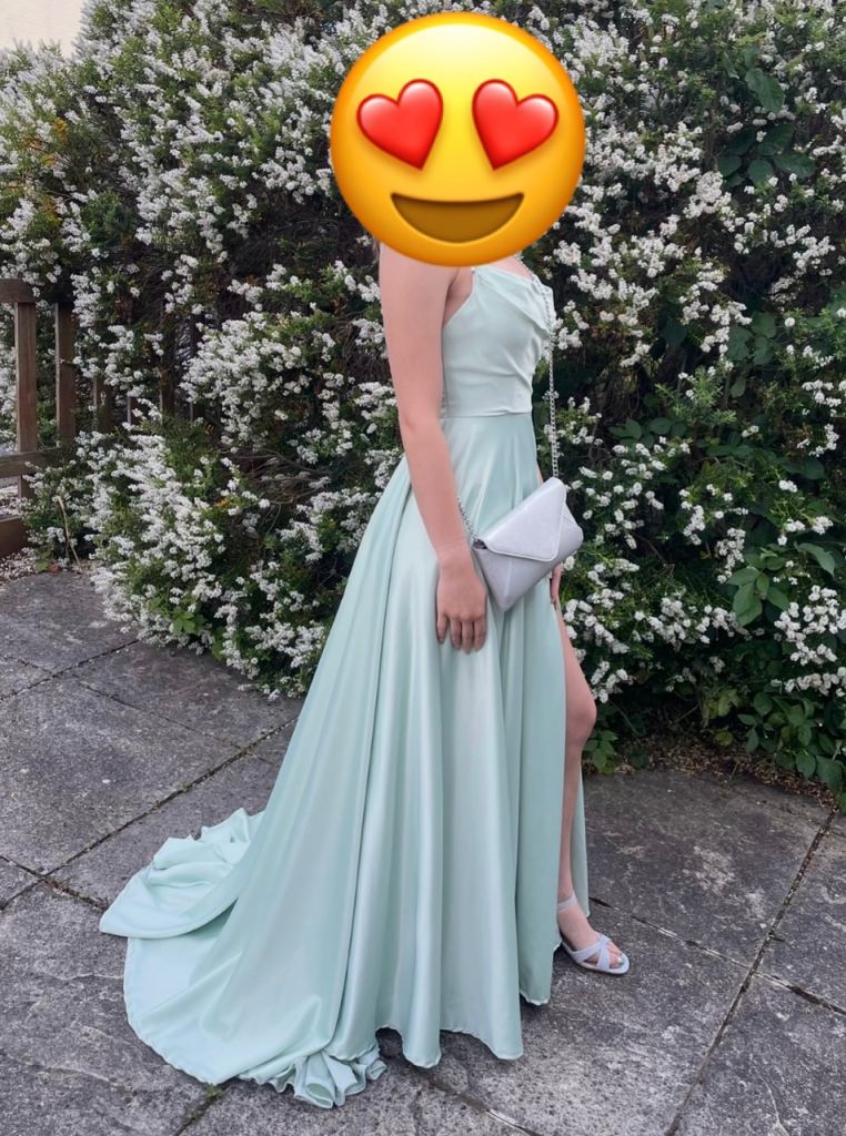 Beautiful Mint Green Prom Dress - Worn Once, Good Condition