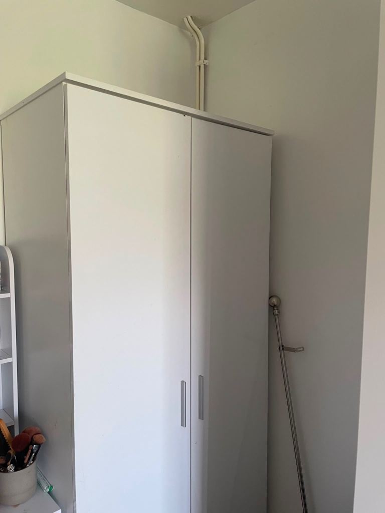 2 door wardrobe 