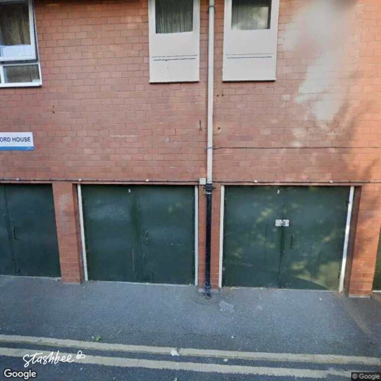 Garage to rent in London (SE17) | Stashbee