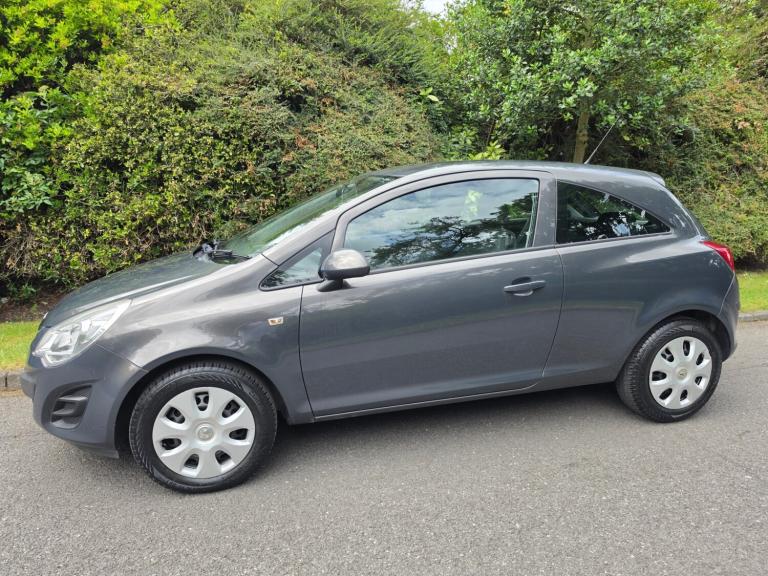VAUXHALL CORSA 1.4 Exclusiv (A/C) AUTOMATIC - 3 DOOR - GREY