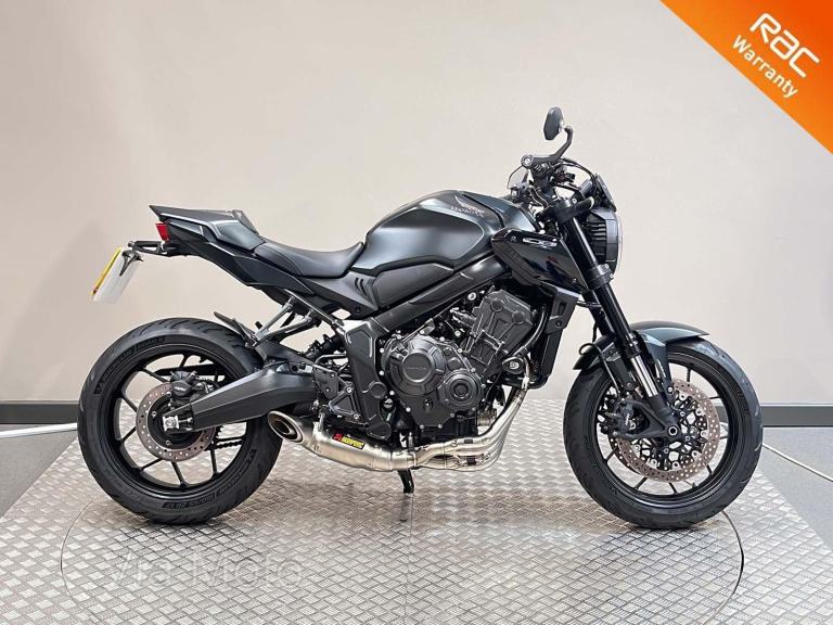 HONDA CB 650 R Black Edition - 2023 - 8209 miles