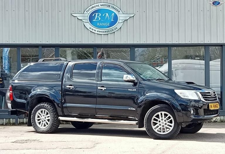 TOYOTA HILUX 3.0 D-4D Invincible Black Auto Diesel 2013