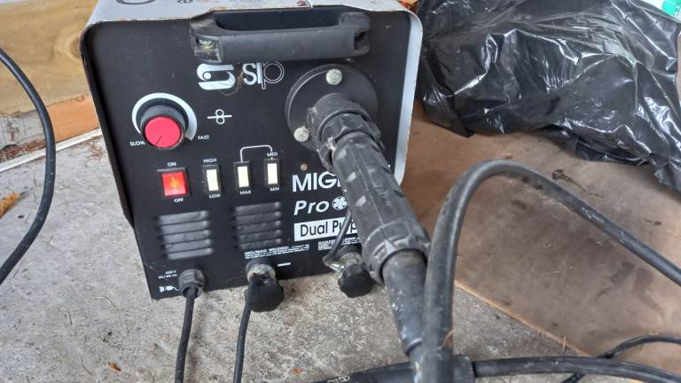 MIG welder - SIP Migmate Pro 170 dual purpose with extras