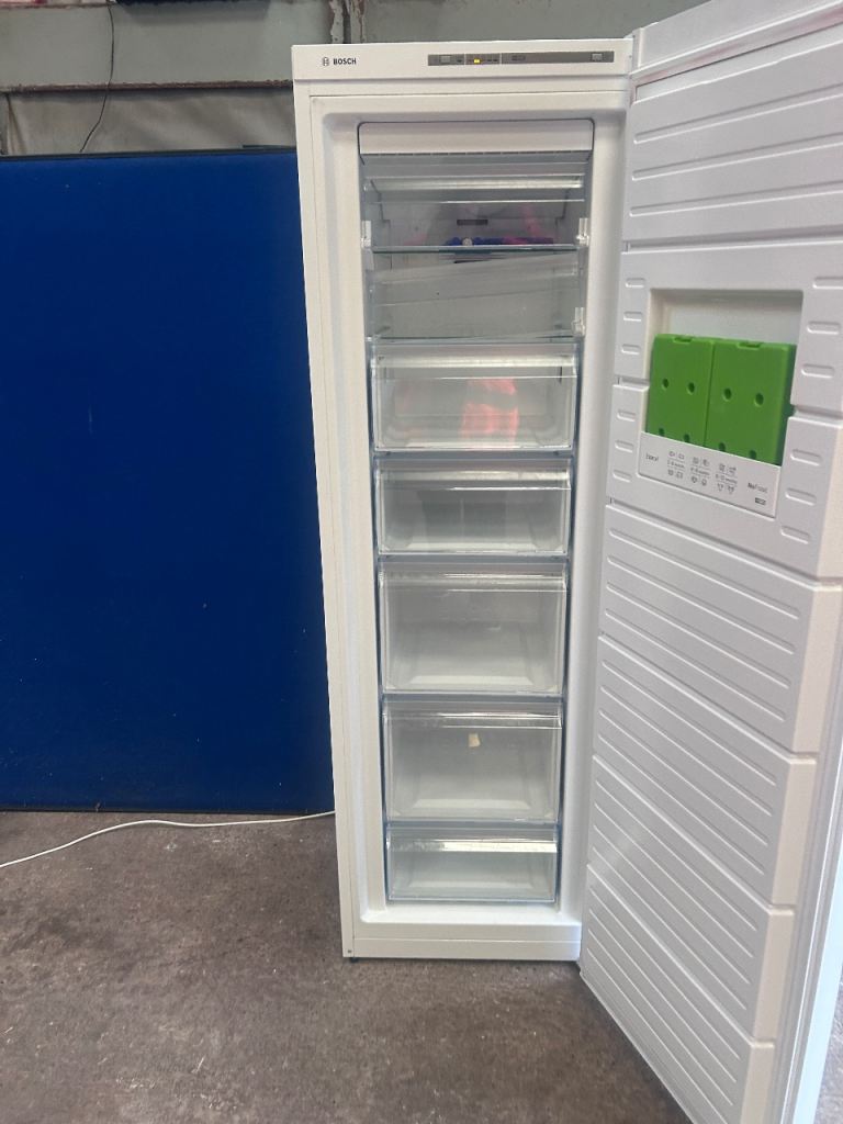 Bosch Tall Freestanding Freezer Frost Free Seven Drawers 60cms 