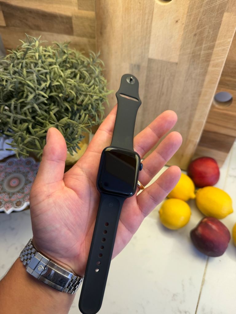 Apple Watch Series 6 - 44mm GPS + Cellular Blue