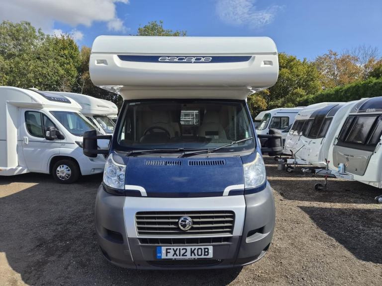 Swift Escape 686 Coachbuilt Motorhome 2012 [VUS]