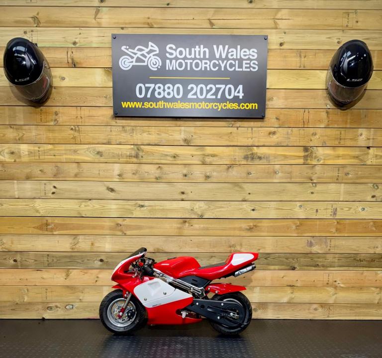 Ducati Panigale Mini Moto / 49cc automatic / late 2023 model 