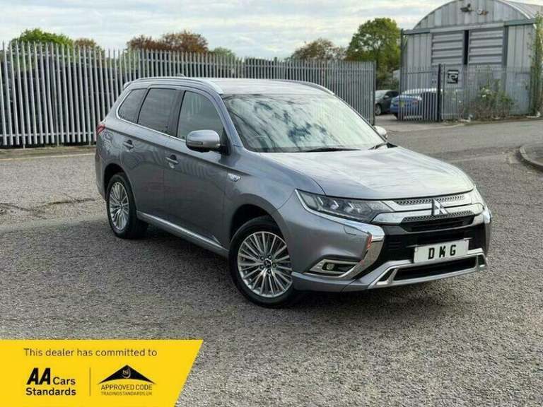 2018 Mitsubishi Outlander 2.4h TwinMotor 13.8kWh 4h CVT 4WD Euro 6 (s/s) 5dr ESTATE Petrol/Electr...