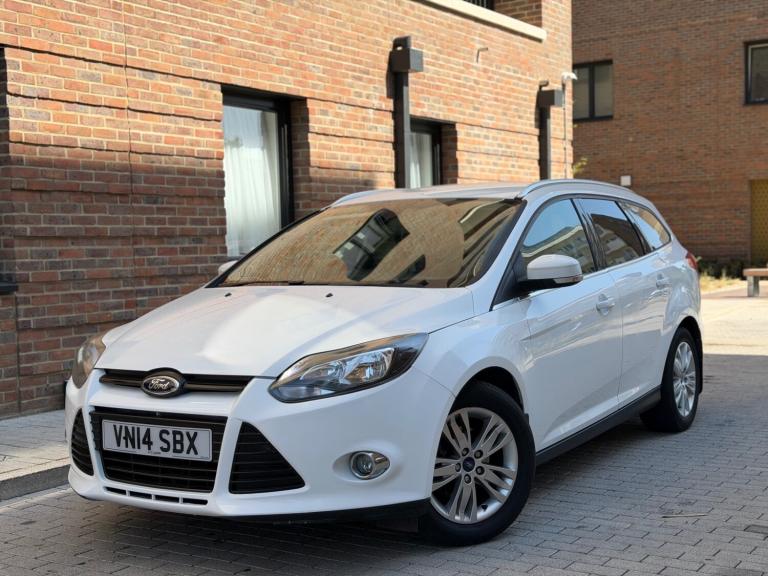 2014 Ford Focus 1.6 125 Titanium Navigator 5dr Powershift ESTATE Petrol Automatic