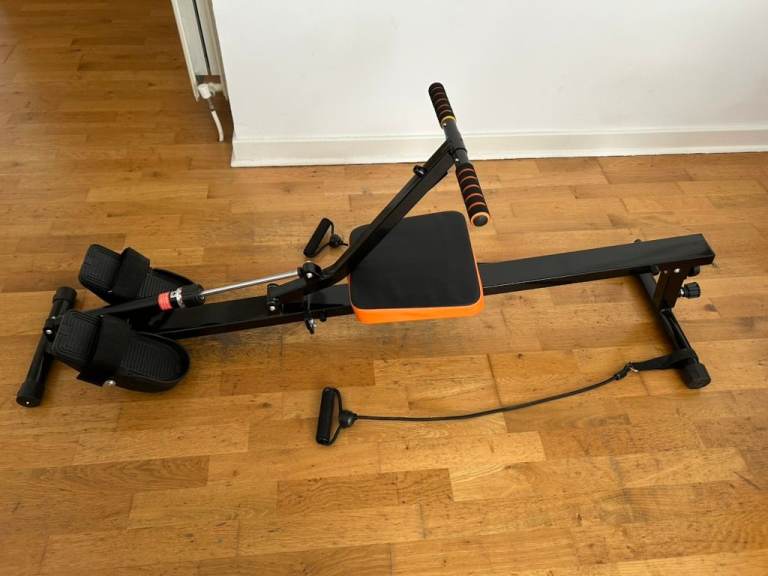 Body Sculpture BR3010 magnetic rowing machine