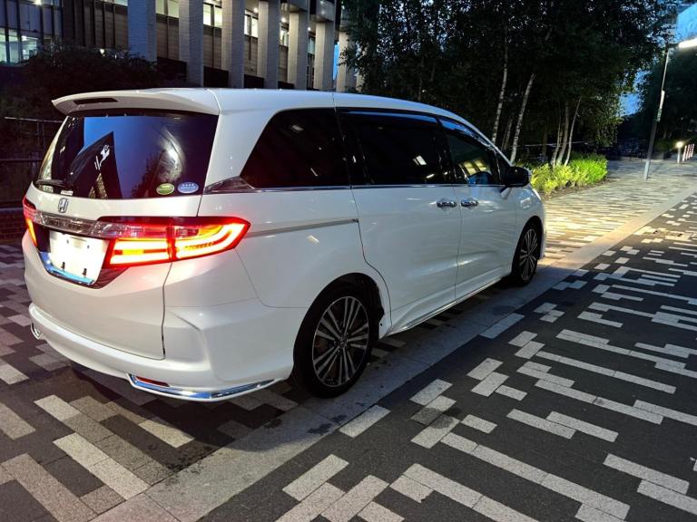 2017 HONDA ODYSSEY 2.4 I-VTEC AUTO PETROL 7 SEATER MPV NEW SHAPE GRADE 4