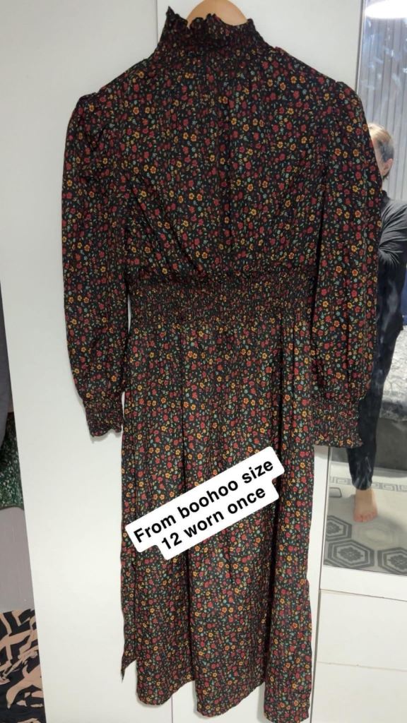 Size 12 worn once Womens dress