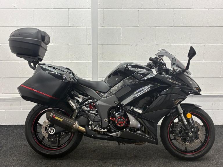 KAWASAKI Z1000SX ** FULL LUGGAGE - AKRAPOVIC EXHAUST - 12 MONTHS MOT **