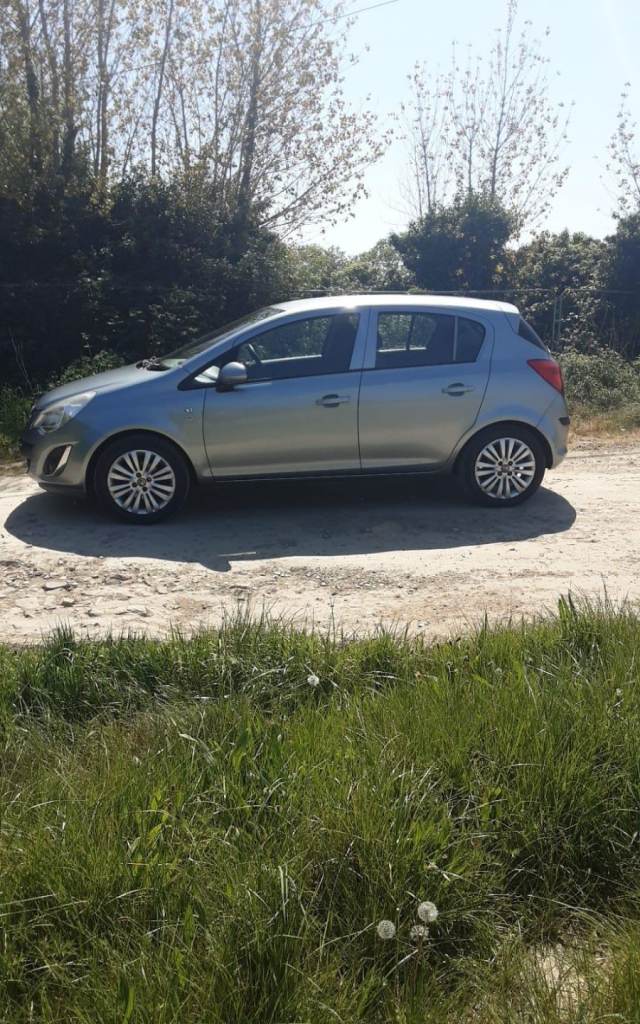 2011 Vauxhall Corsa, 1.2 Petrol Manual, Extensive service history, 5 doors, Alloys, great tyre tread