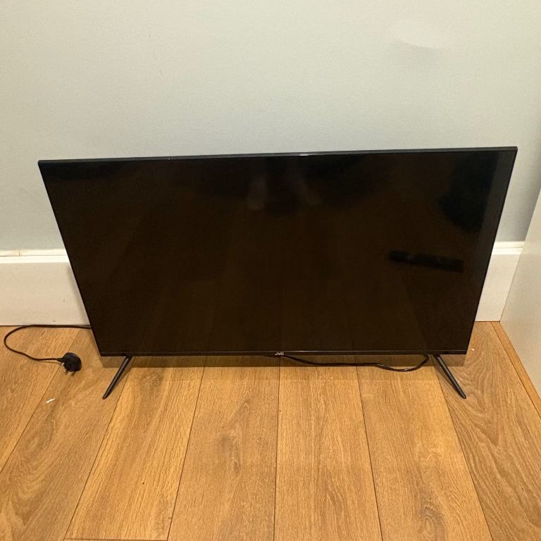 JVC 40” Smart TV – Fully Working – Great Condition