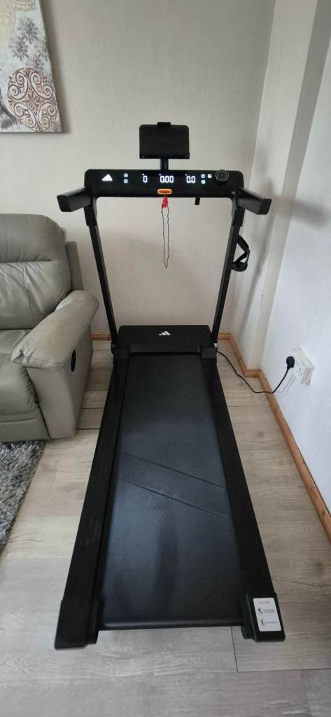 Adidas T-24c Treadmill with Connected Fitness